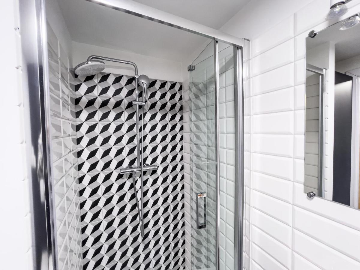 Stylowe Apartamenty Zarembowicza Breslavia Exterior foto