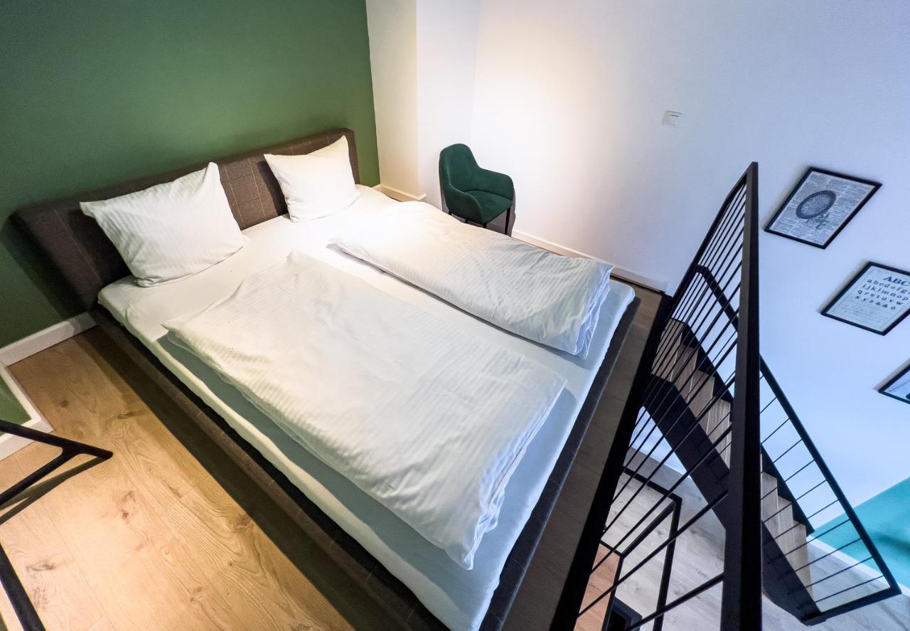 Stylowe Apartamenty Zarembowicza Breslavia Exterior foto