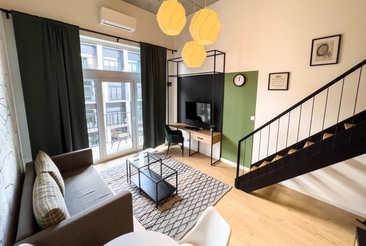 Stylowe Apartamenty Zarembowicza Breslavia Exterior foto